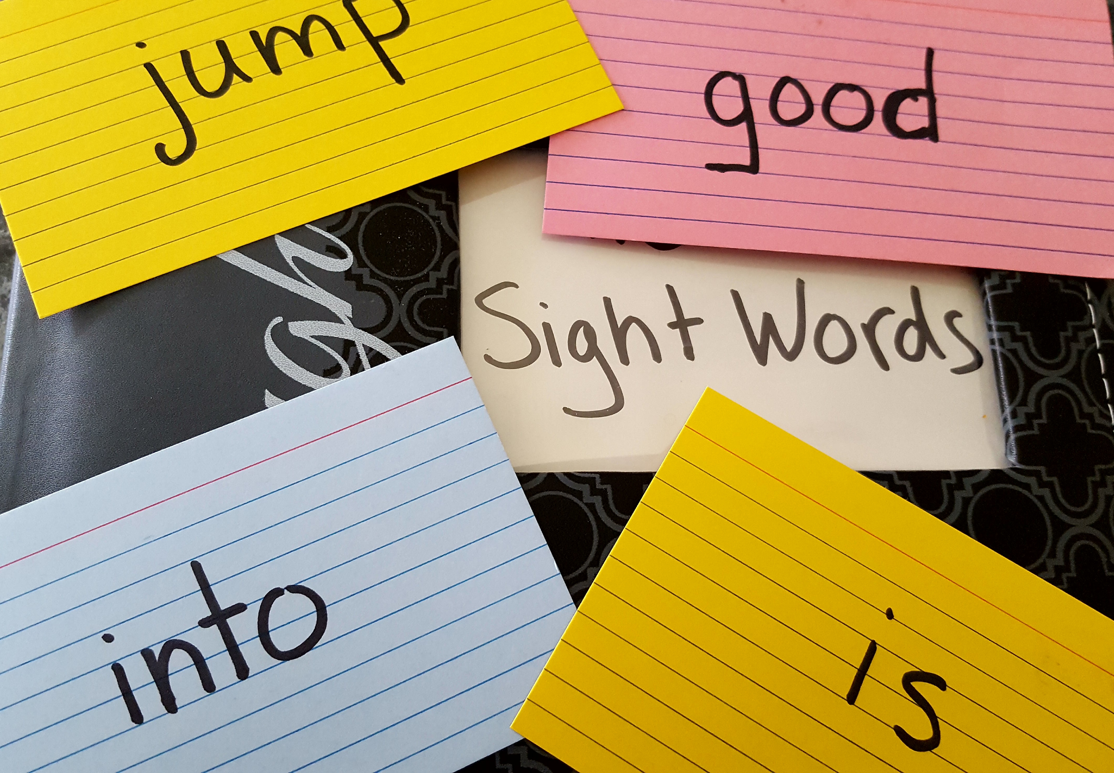 Our Super Simple System for Making Sight Words Easy & FUN! #unschooling #homeschool #kindergarten #myunschoollife